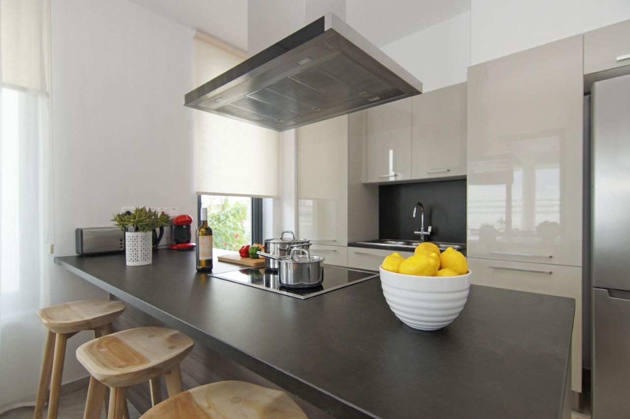 Villa Queen Eleanor โปรทาราส ภายนอก รูปภาพ