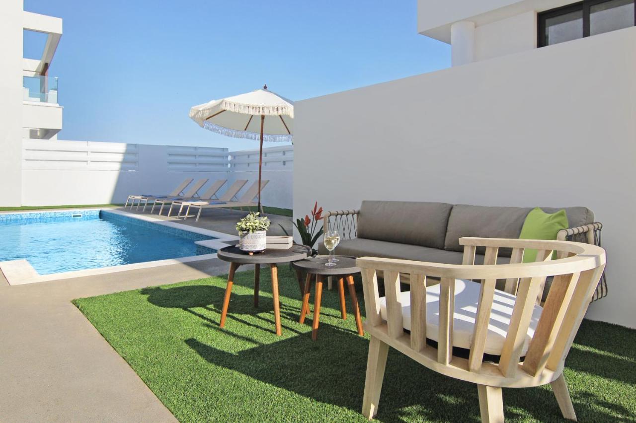 Villa Queen Eleanor โปรทาราส ภายนอก รูปภาพ