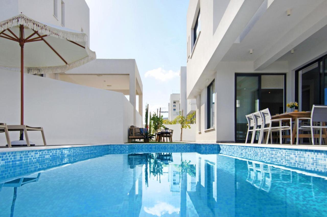 Villa Queen Eleanor โปรทาราส ภายนอก รูปภาพ